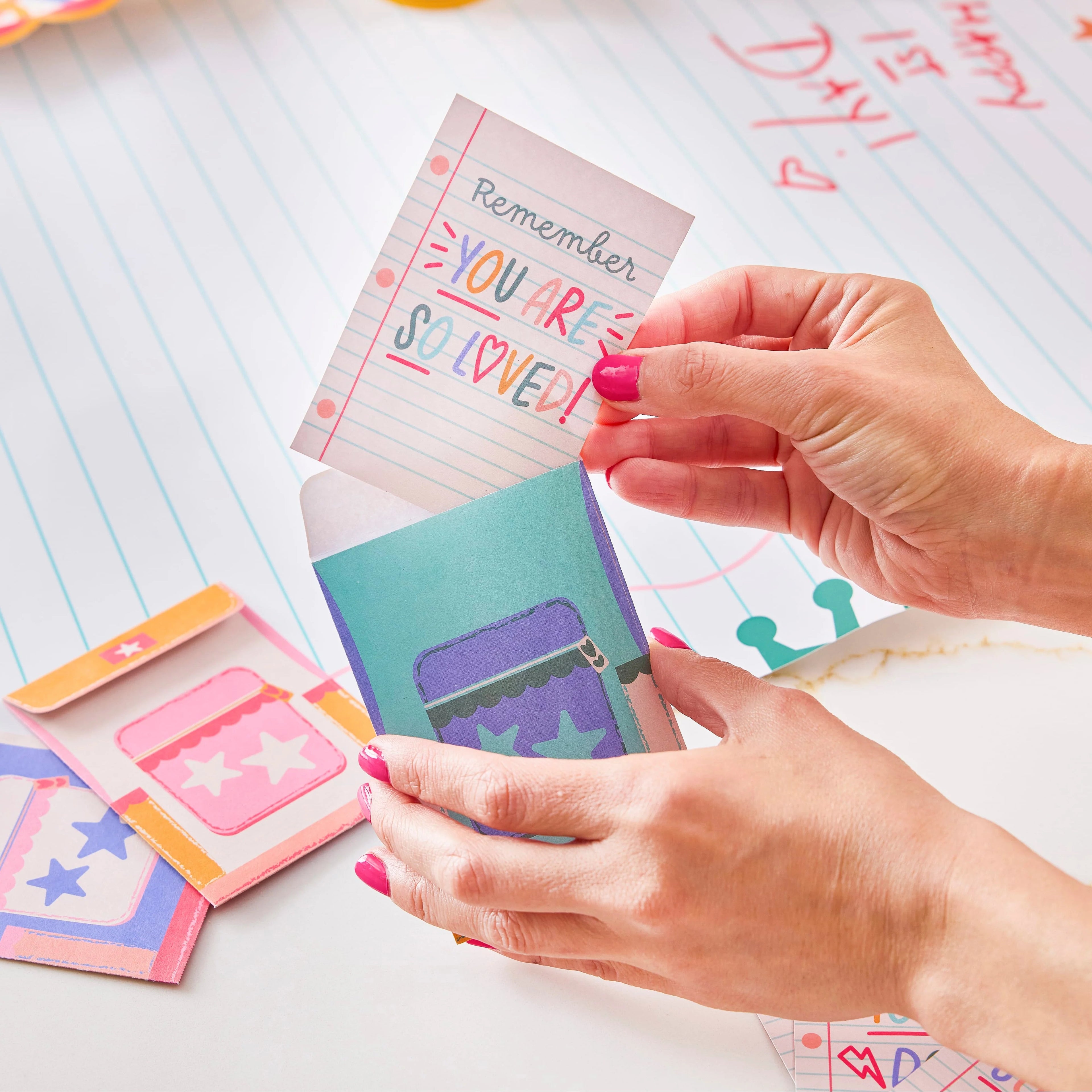 Back-to-School Lunchbox Notes - 24 Encouraging Notes with Envelopes