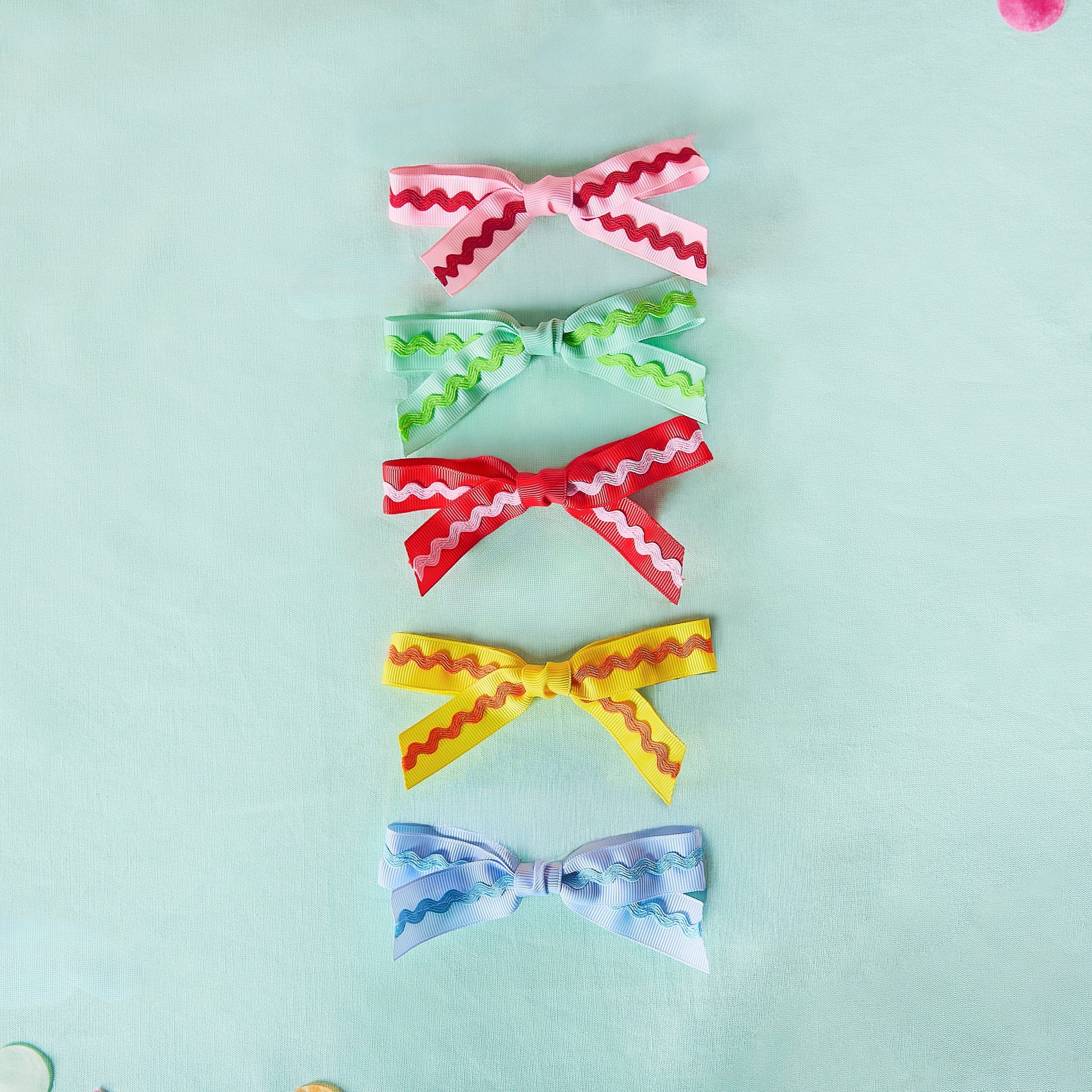 Multicolor Ric Rac Clip-On Bow Set (5 ct)