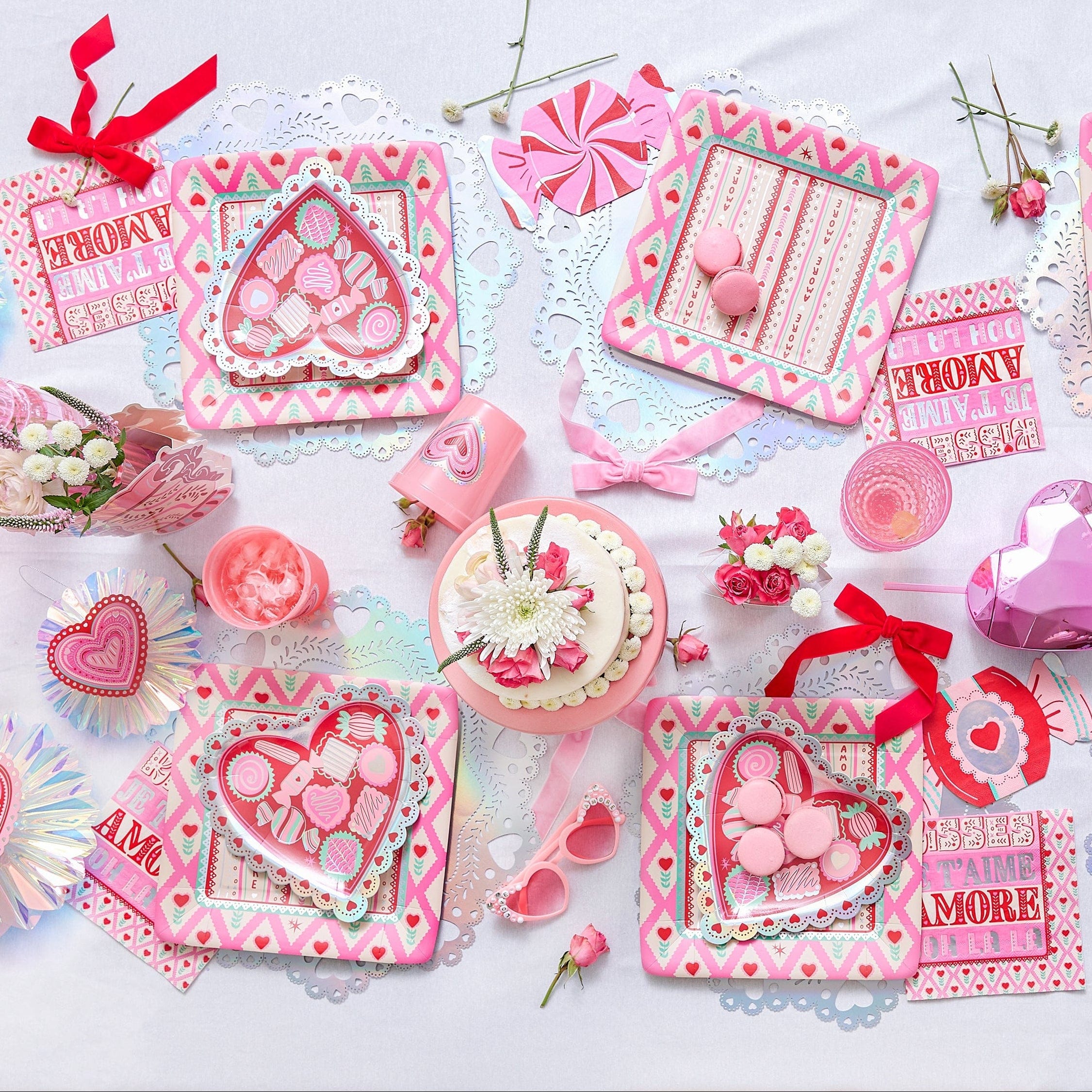 Sweethearts Tableware Party Kit