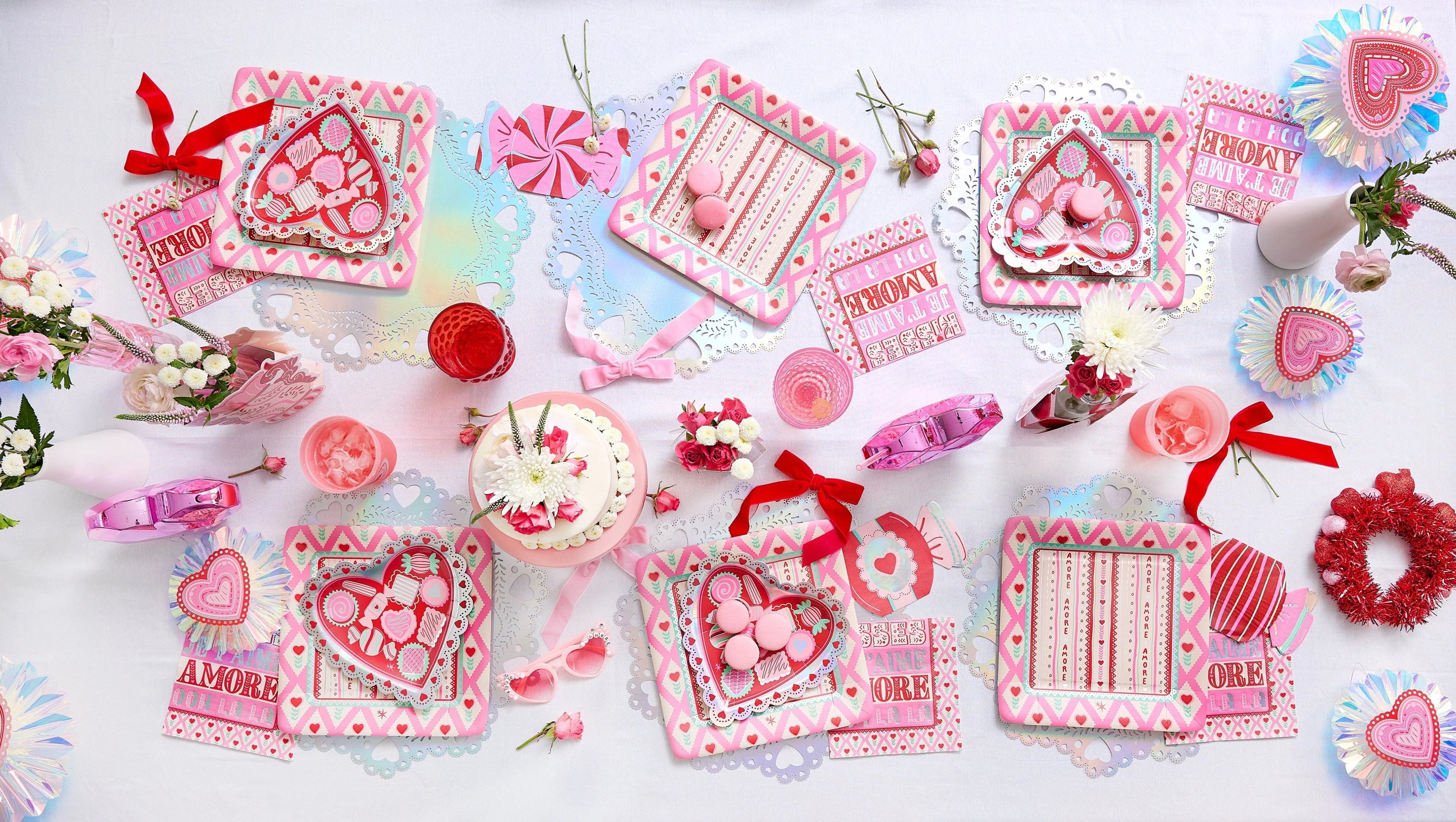Sweethearts Tableware Party Kit