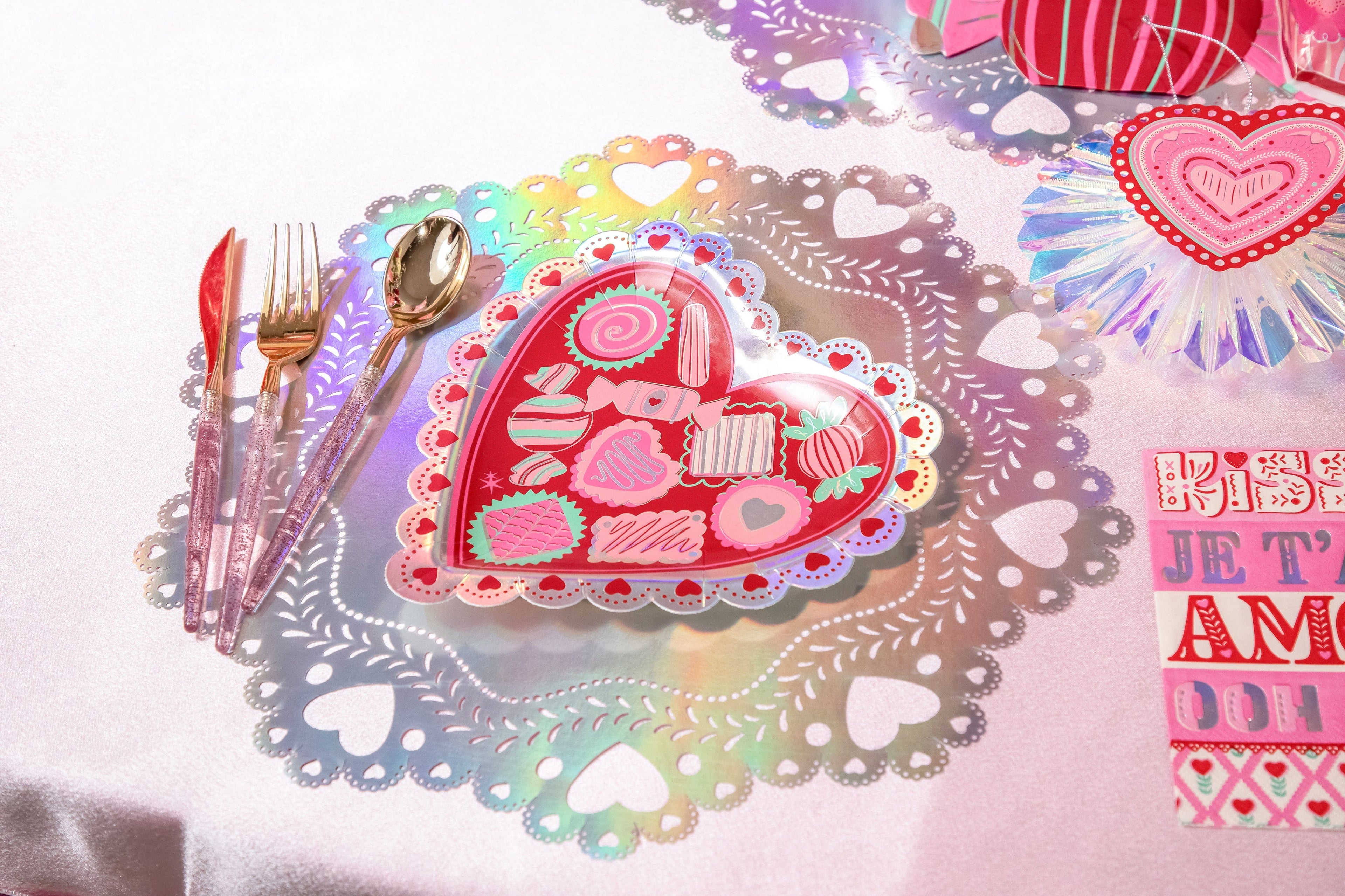 Sweethearts Tableware Party Kit