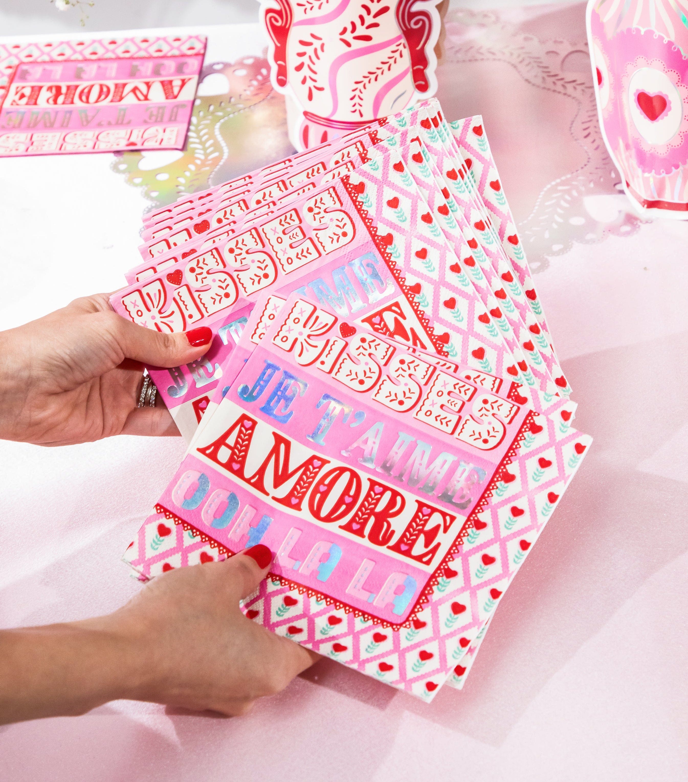 Sweethearts Tableware Party Kit